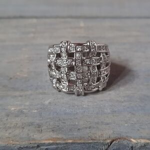 Silver Tone Basket Weave Pattern Crystal Stone Fashion Statement Cocktail Ring